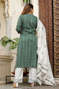 Beautiful Heavy Embroidery With Foil Mirror on Yoke Printed With Bijiyr Lace Detailing Kurti With Printed Palazzo And Printed Malmal Dupatta - XXL