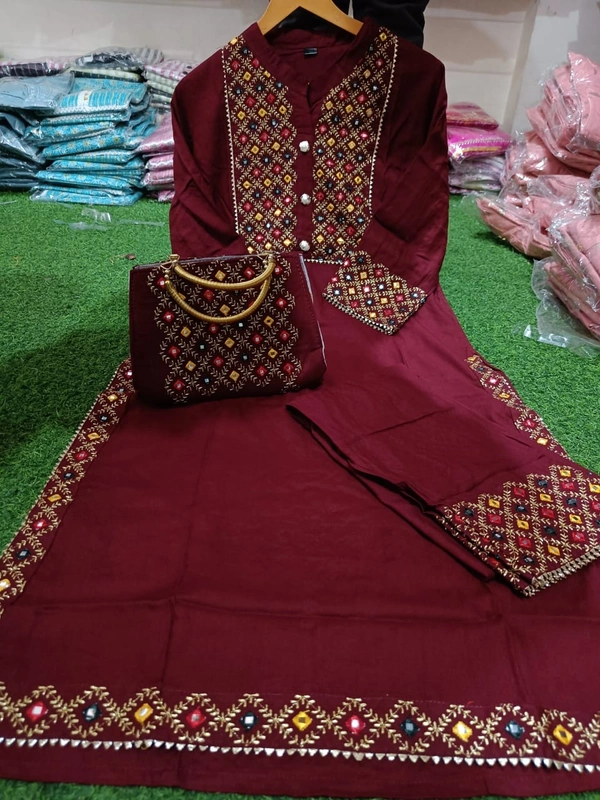 Beautiful Heavy Embroidery kurti with pant And beautiful matching Embroidery Bag 3 piece set - Maroon, L