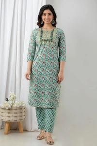 👗Cotton Kurta paired with Pant n beautiful' Duppata... - XXXL, Green