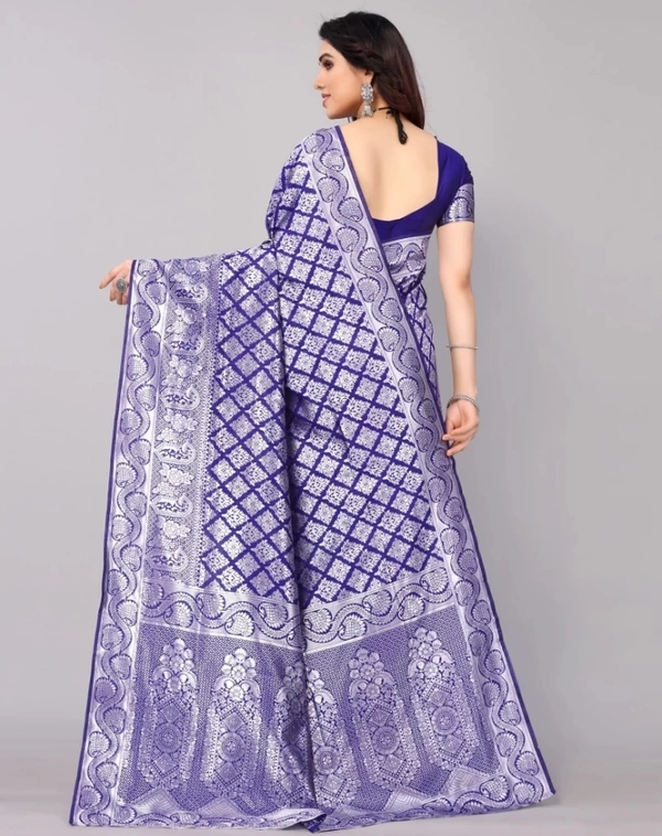 Pure Silk Saree (600CC) - Silver