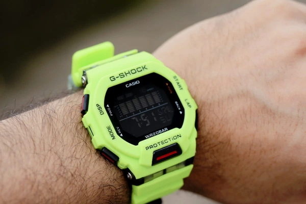 G-SHOCK  - Yellow
