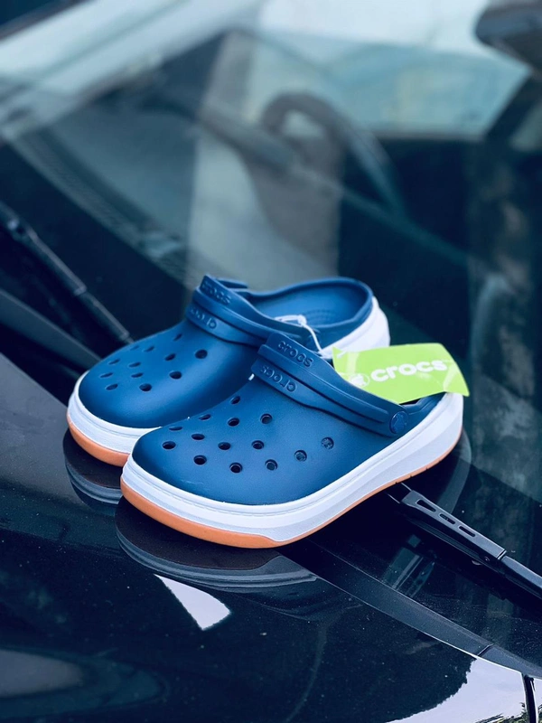 Crocs 