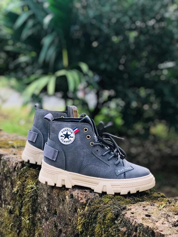 Shoe