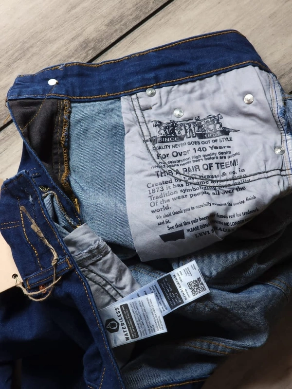 LEVI'S  - 38