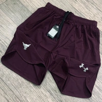 UNDER ARMOUR SHORTS  - 34