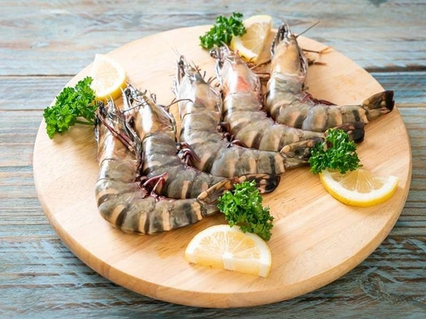 Sea Tiger Prawns (Kolambi - Jhinga) 1KG (Approx. 500-550Grams After Clean)