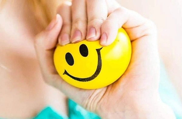 Stress Reliver Smiley Ball pack of 2