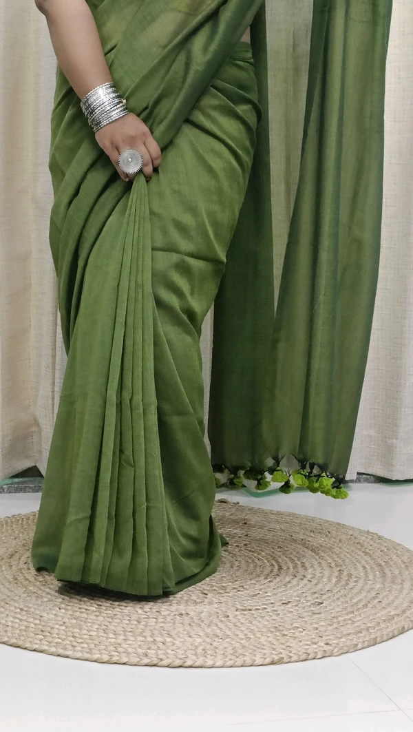 RangDhaaga Mehendi Green Khadi Saree - Free