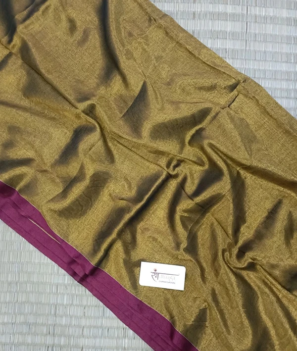 RangDhaaga Golden With Red Border Raga Tissue Saree