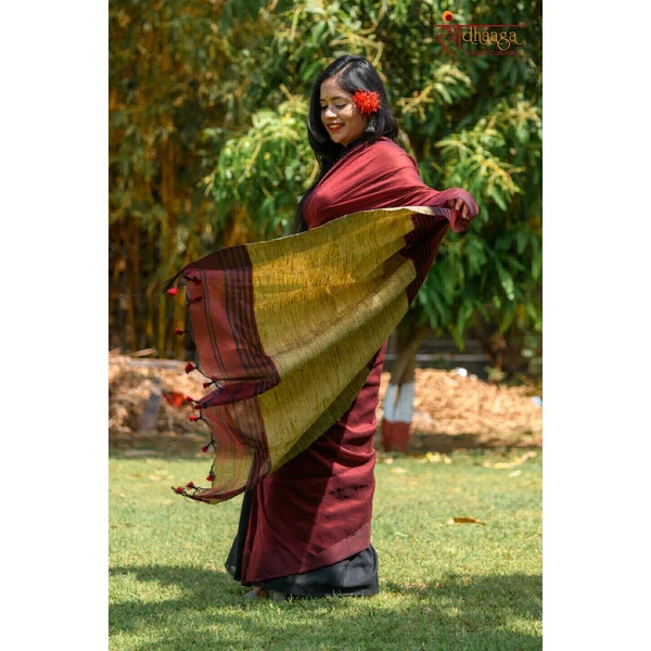 RangDhaaga Khadi Saree Maroon With Black