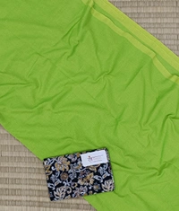 RangDhaaga Parrot Green Handloom Cotton Saree With Designer Blouse