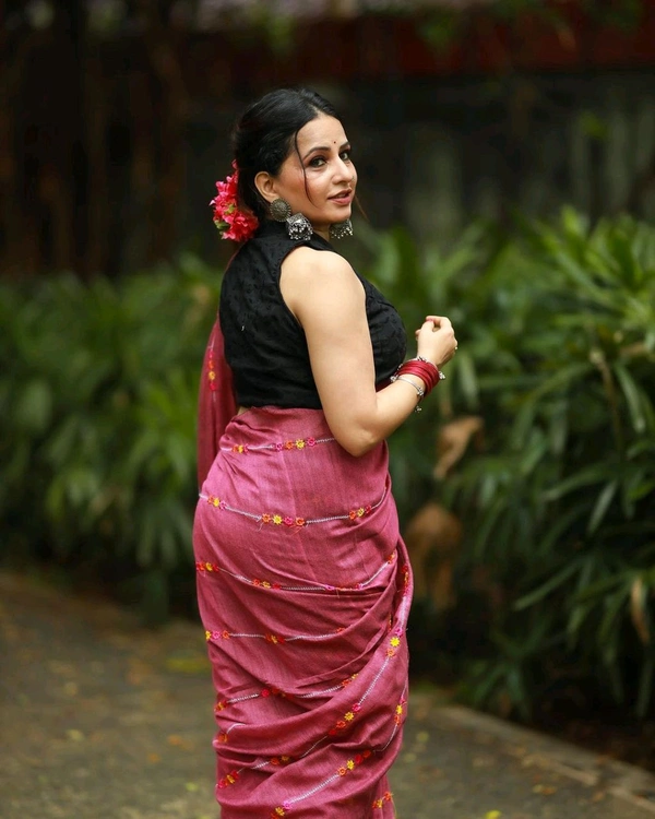 RangDhaaga Rose Pink Embroidery Khadi Saree