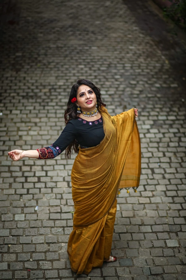 RangDhaaga Mustard Yellow Zari lining saree 