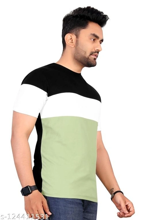 Stylish Men Round Neck Striped T-shirt  - M