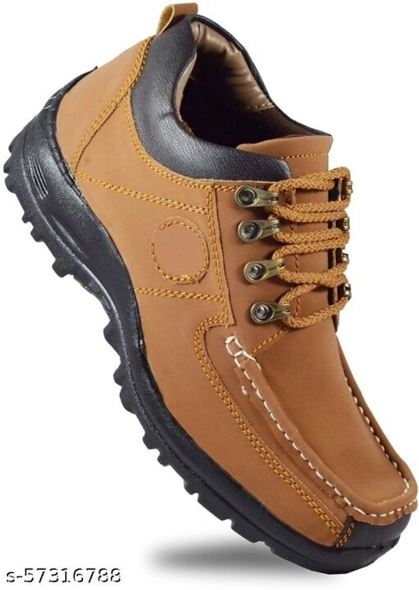 Brown Solid Flat Boots For Men - 7