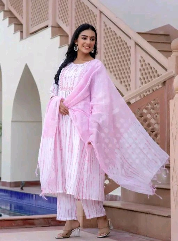 Anarkali Kurta And Pant - White Pointer, S