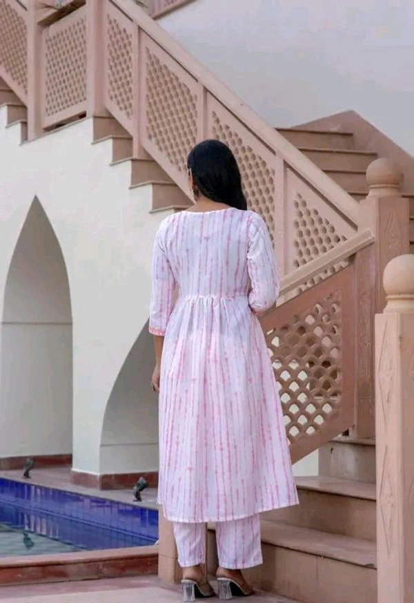 Anarkali Kurta And Pant - White Pointer, S