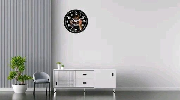 Plastic And Glass Decorative Wall Clock 