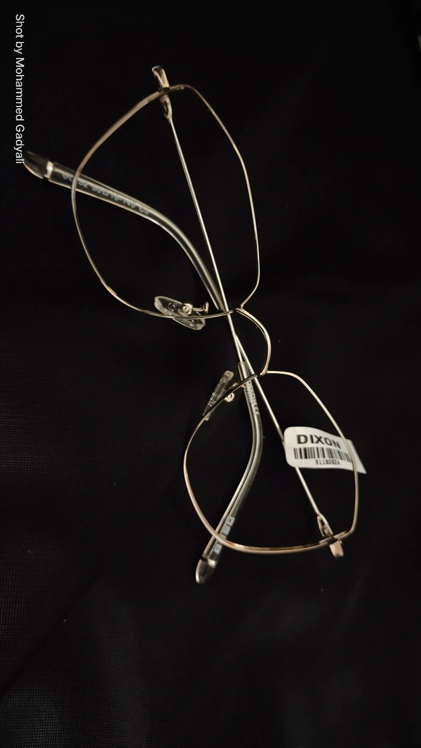 Shining Silver Geometric Frame