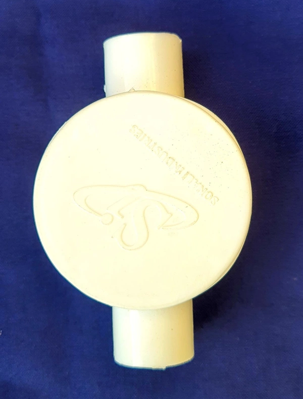 3/4 PVC TWO  WAY JUNCTION BOX