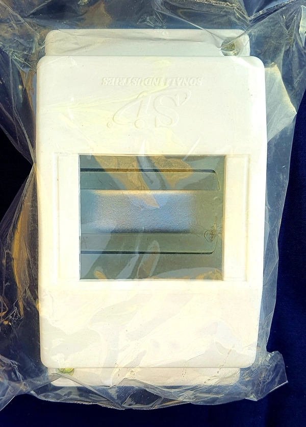 4 WAY PVC MCB BOX