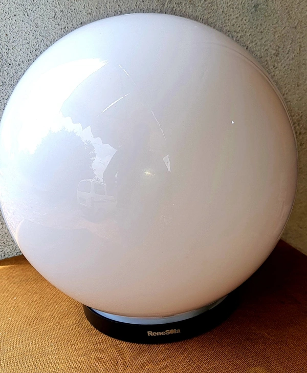 Renesola Gate Lite GLOBE  Bulb Type B22d