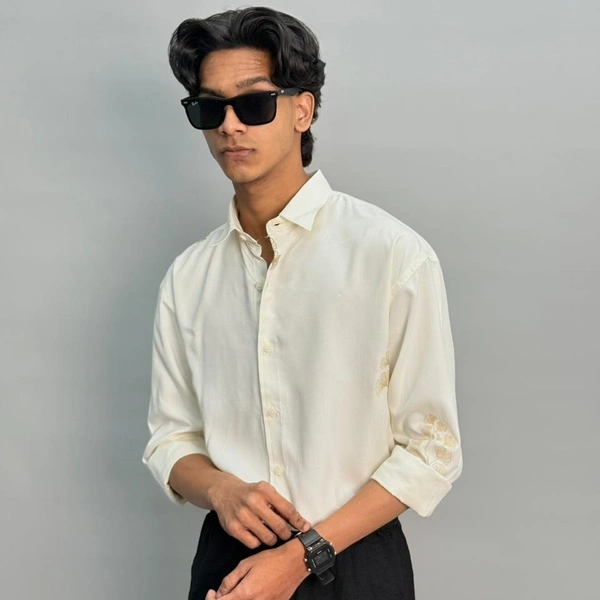 Premium embroidery shirts (S,M)