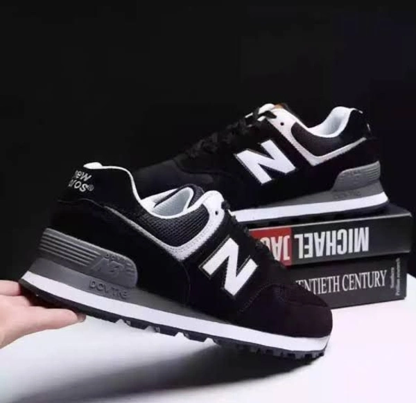 New Balance 547
