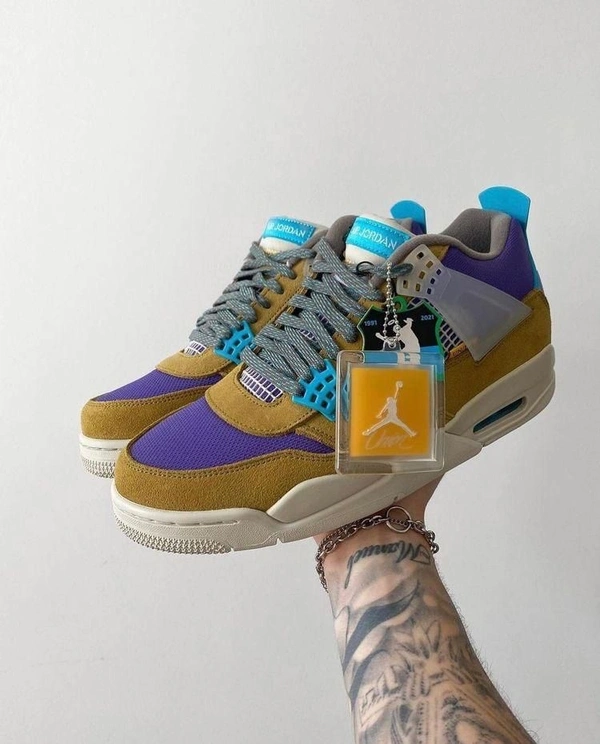 AIR JORDANS RETRO 4 UNION DESERT MOSS