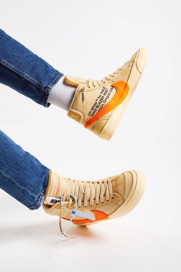 NIKE BLAZER OFF WHITE