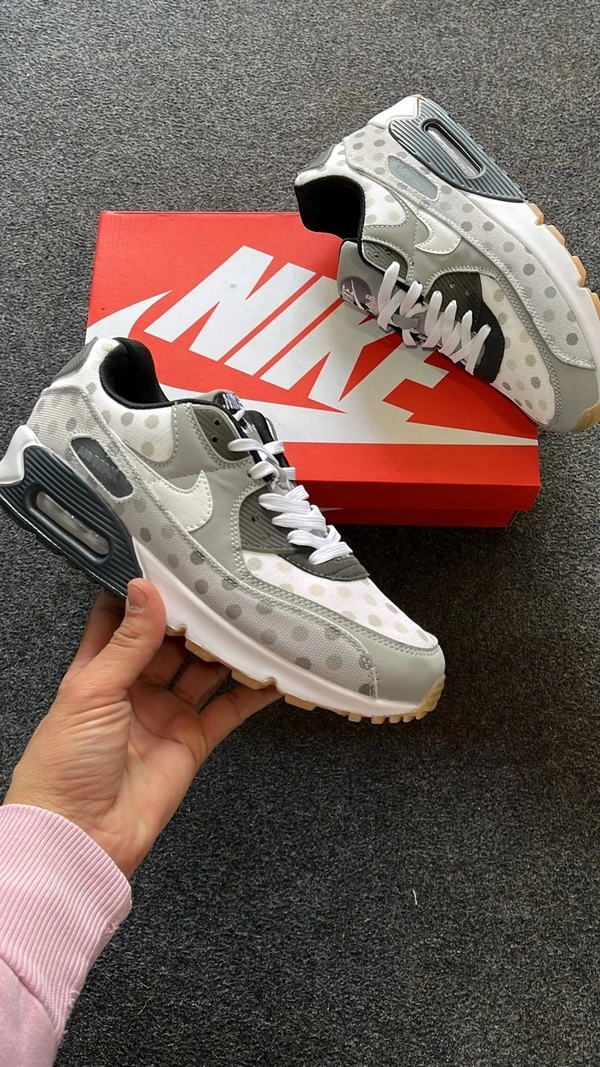 Nike Air Max 90 NRG