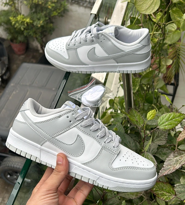 Nike SB dunk grey 