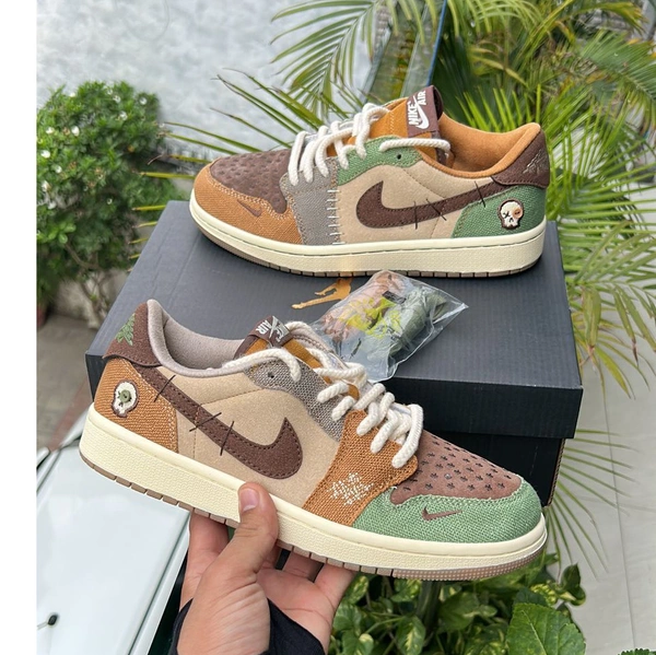 Jordan 1 Retro Low OG Zion Williamson Voodoo (41 - 45)