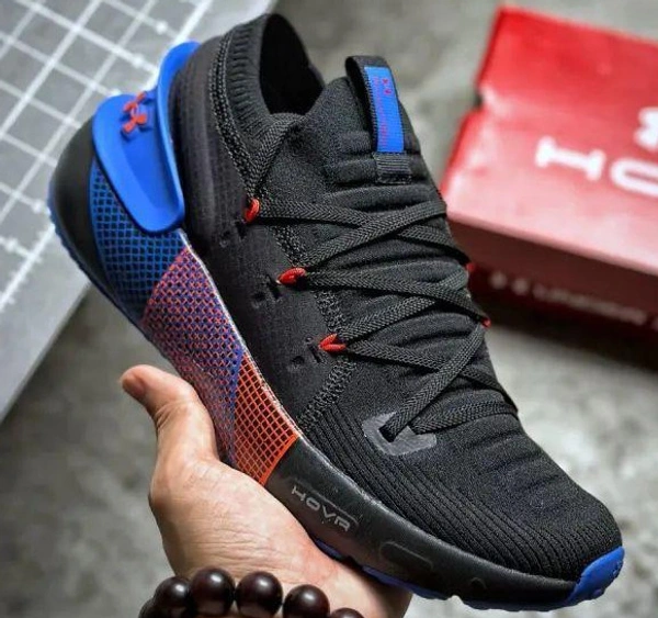 Under armour phanton 3