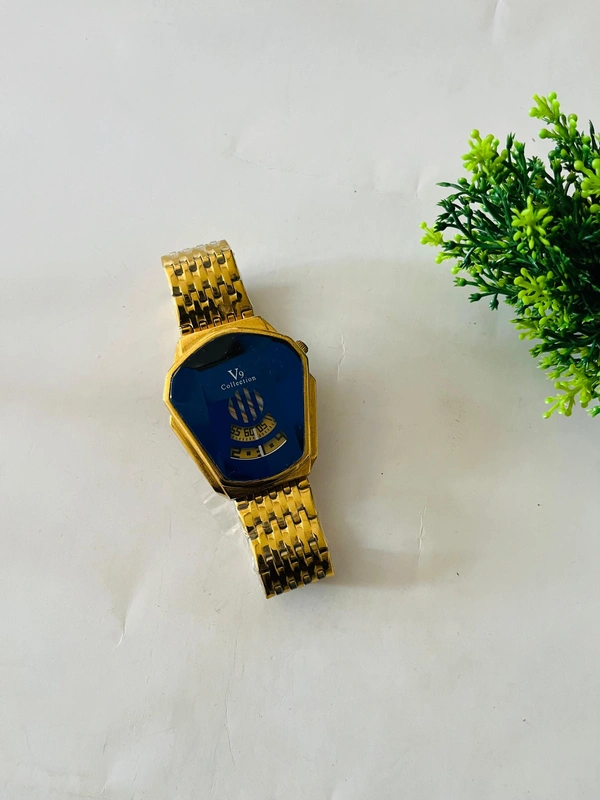 V9 Collection Watch