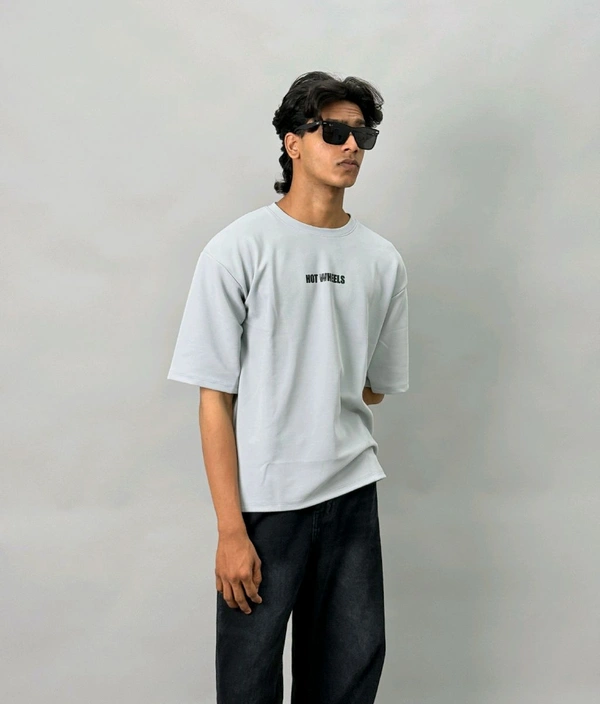 FIVE SLEEVE T-SHIRT (S,M,L,XL)