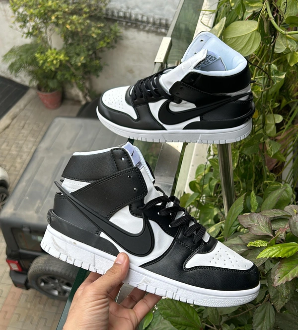 NIKE SB DUNK HI AMBOOSH (41 - 45)