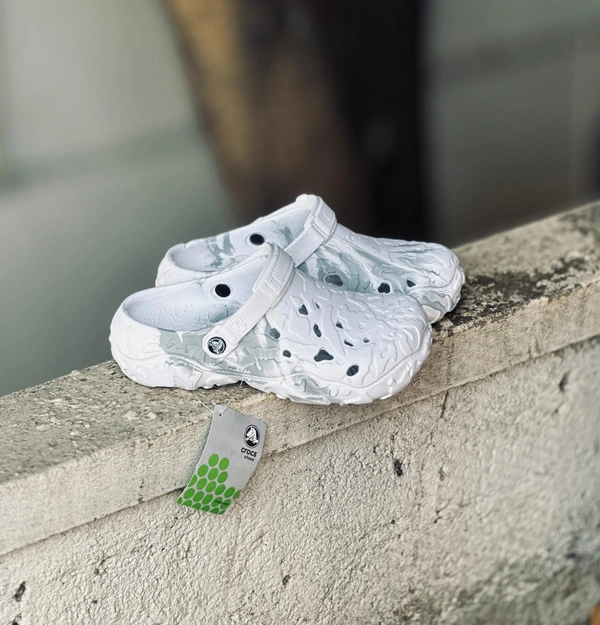 Crocs Printed (6-11,4 colors)