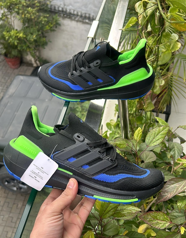Adidas ultra boost 2022 (41 - 45)