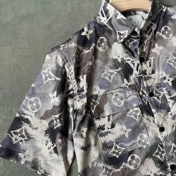  Five Sleeve Shirt (XS)