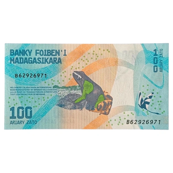 Madagascar 100 Ariary UNC Note