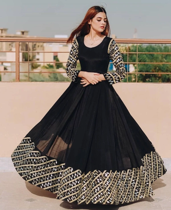 BLACK COLOUR LOVER CHOICE