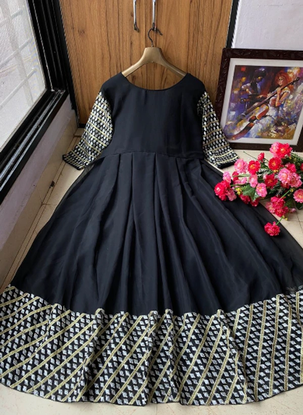 BLACK COLOUR LOVER CHOICE