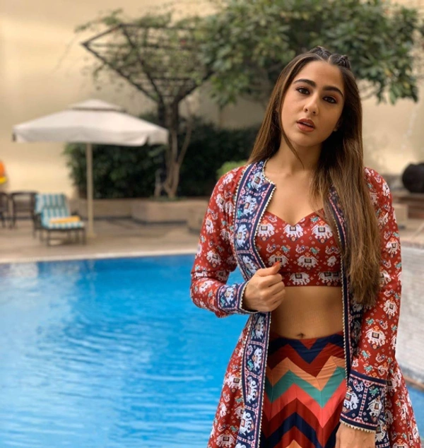  NEW DESIGNER LAHENGA CHOLI
