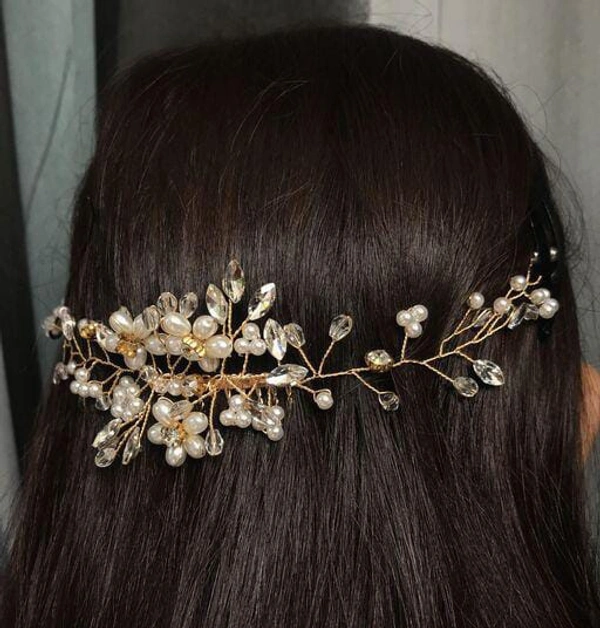 This fabulous and elegant hair Comb is totally handmade - 1