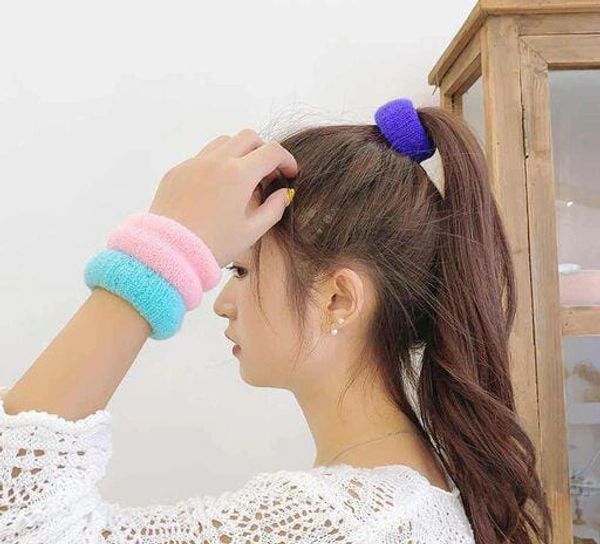 Diva Glittering Women Hair  - 1