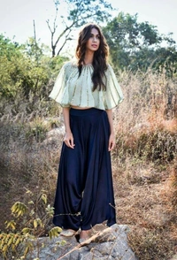  Indo-Western Outfit for Smart and Beautiful Girls