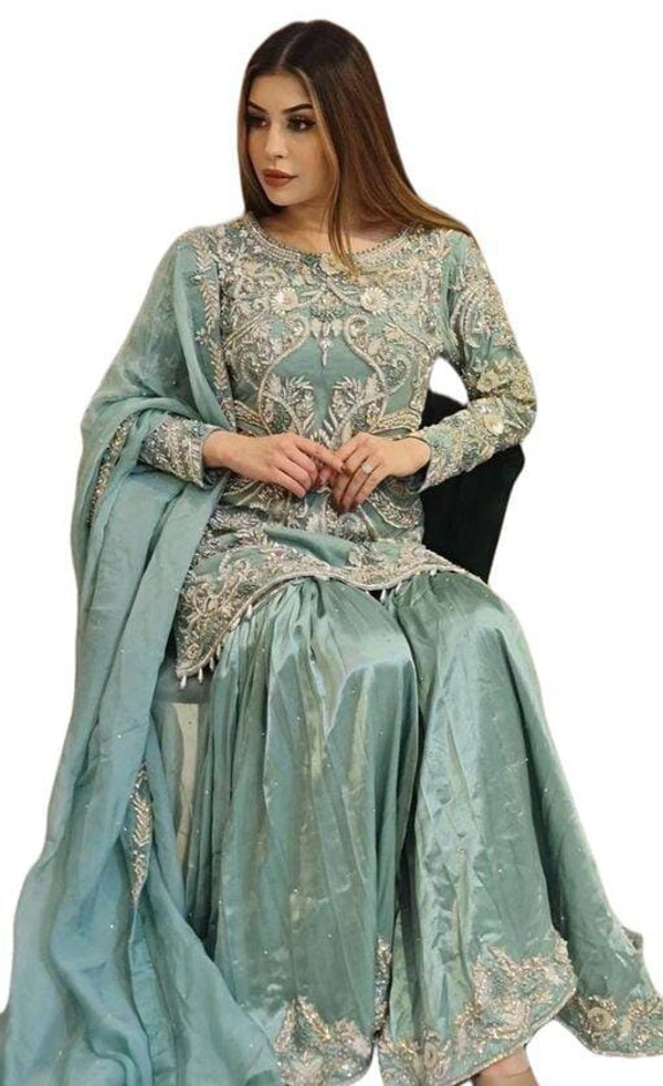 Aagyeyi Drishya Women Dupatta Set