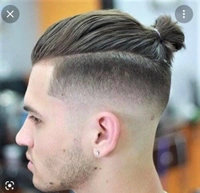 Disaen Cut  - geen, D_vien Look Salon