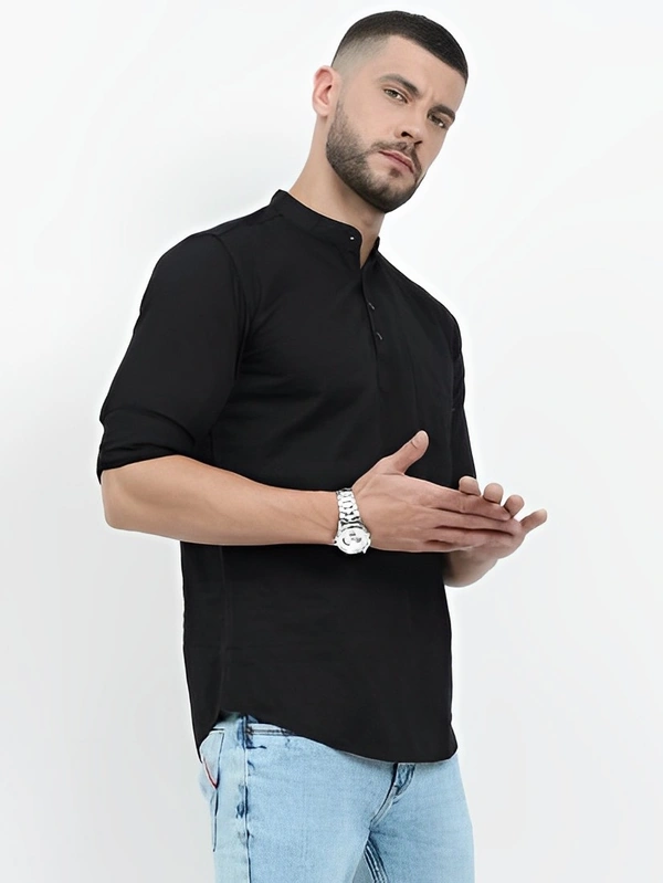Miraan Men Solid Straight Kurta - Black, M